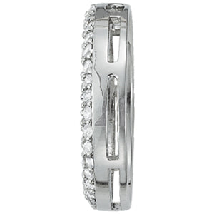 14K White Gold Multi-Diamond Circle Pendant