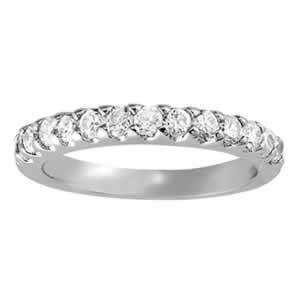 18K White Gold 0.18 CT Diamond Wedding Band