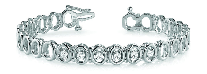 18K White Gold Round Diamond Fashion Bracelet