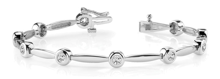14K White Gold Diamond Fashion Bracelet