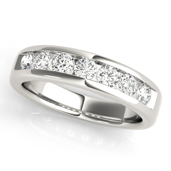 18K White Gold 7-Stone Diamond Wedding Ring