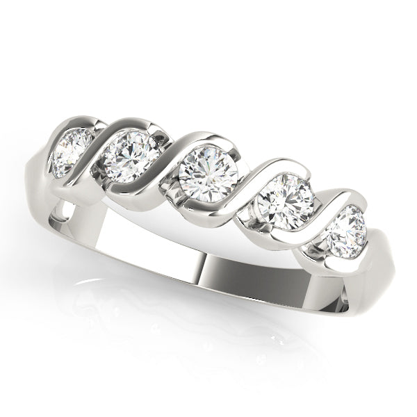 18K White Gold 5-Stone Diamond Wedding Ring