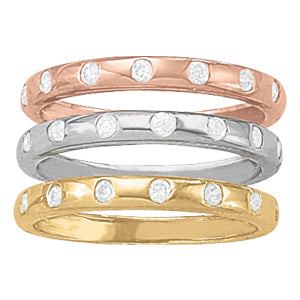 18K White Gold 7-Stone Diamond Wedding Band