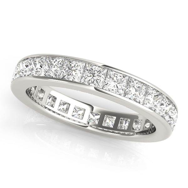 18K White Gold Multi-Diamond Wedding Band