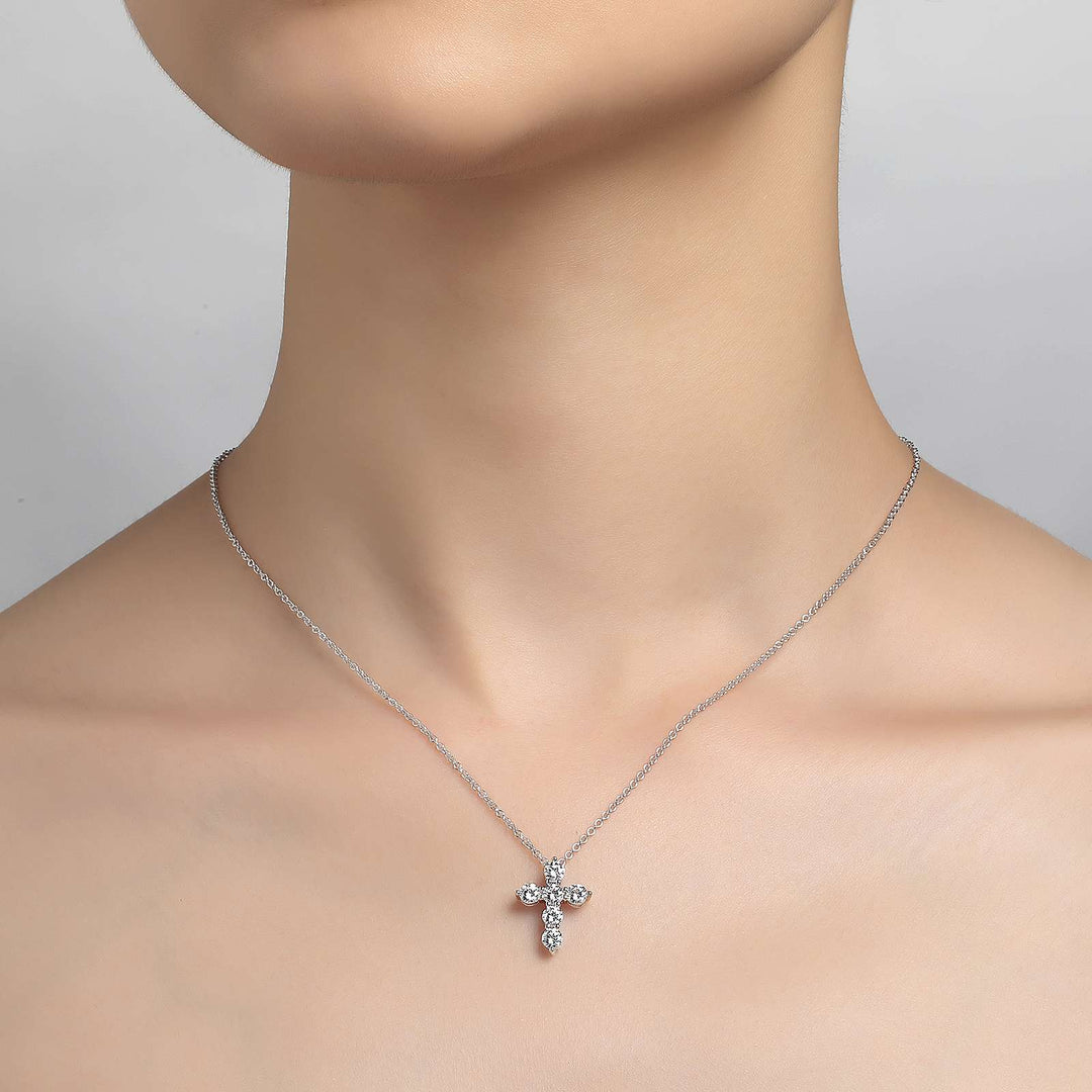 1.02 CTW Cross Pendant Necklace